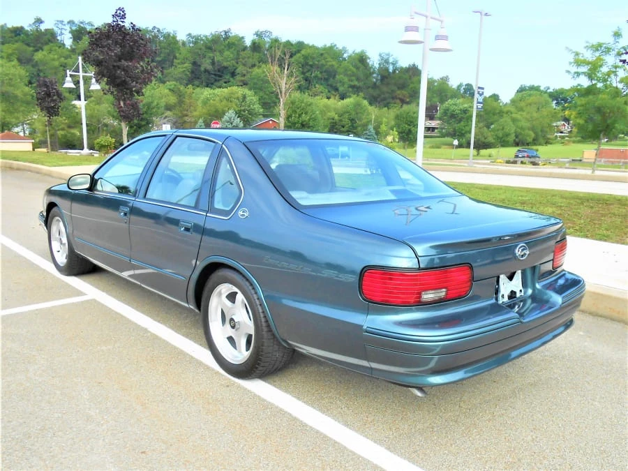 1996 Chevrolet Impala 7th Gen - Image 4 of 25
