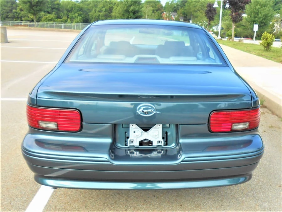 1996 Chevrolet Impala 7th Gen - Image 6 of 25