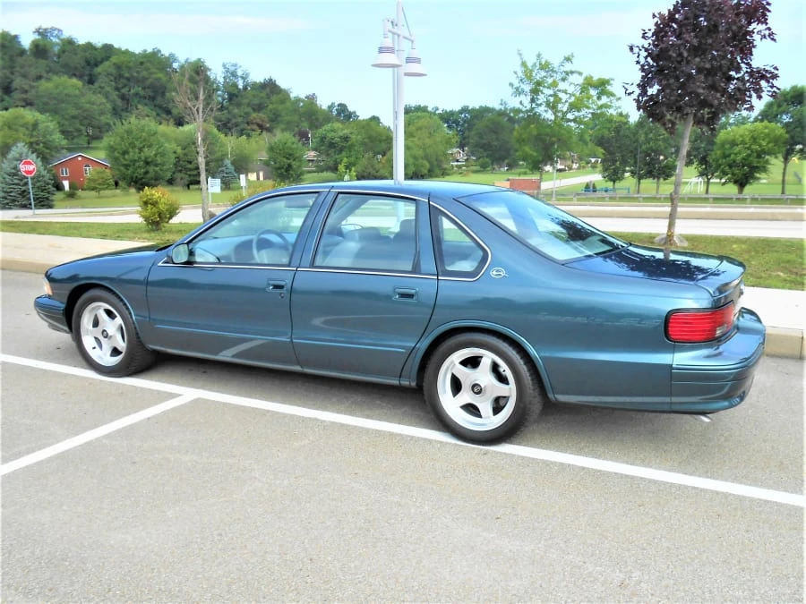1996 Chevrolet Impala 7th Gen - Image 8 of 25