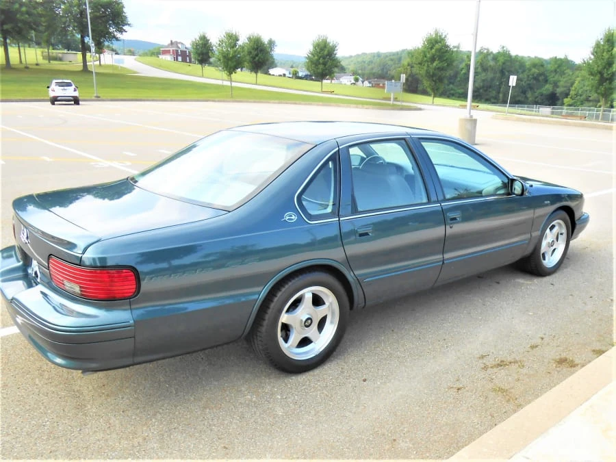 1996 Chevrolet Impala 7th Gen - Image 3 of 25