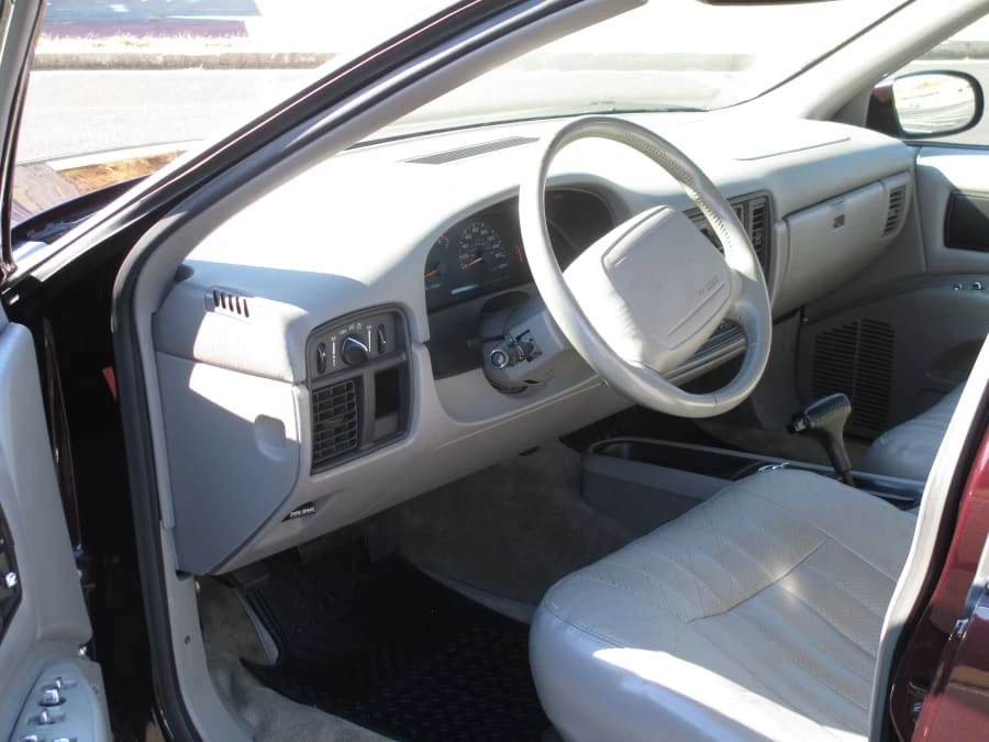 1996 Chevrolet Impala 7th Gen - Image 4 of 9