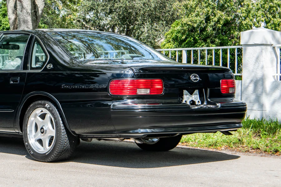 1996 Chevrolet Impala 8th Gen - Image 8 of 31