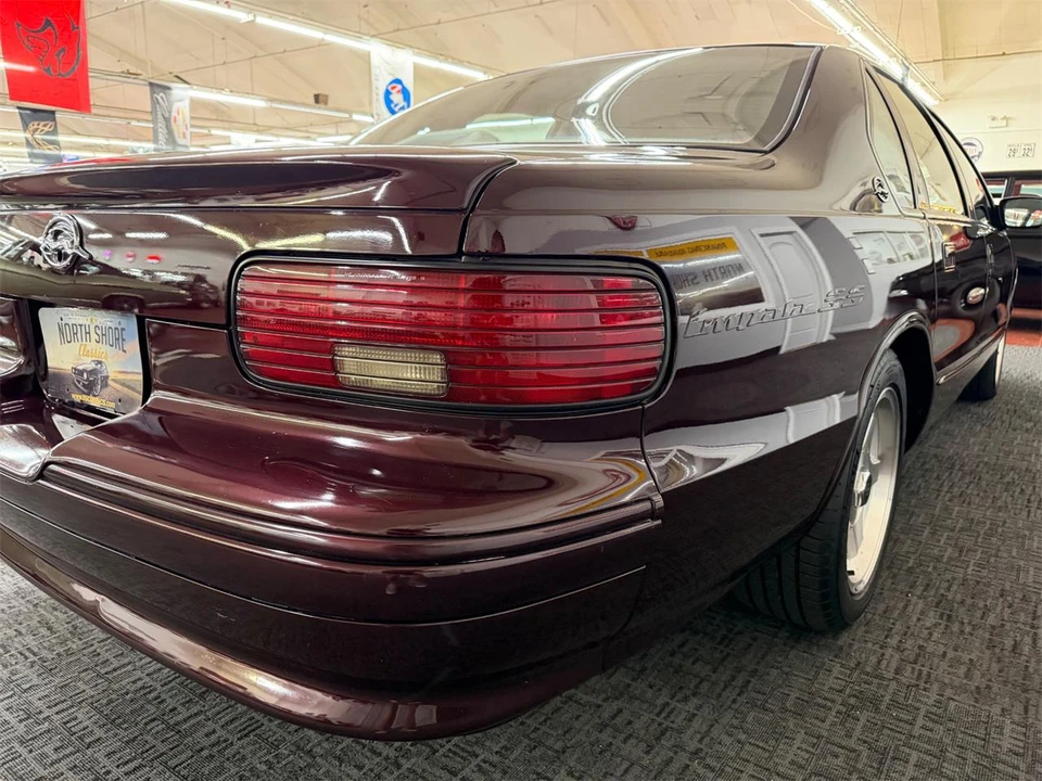 1996 Chevrolet Impala 7th Gen - Image 25 of 31