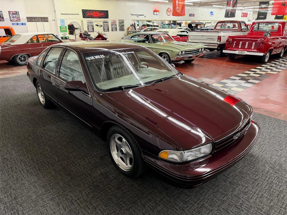 1996 Chevrolet Impala 7th Gen - Image 9 of 31