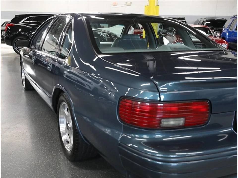 1996 Chevrolet Impala 7th Gen - Image 23 of 31