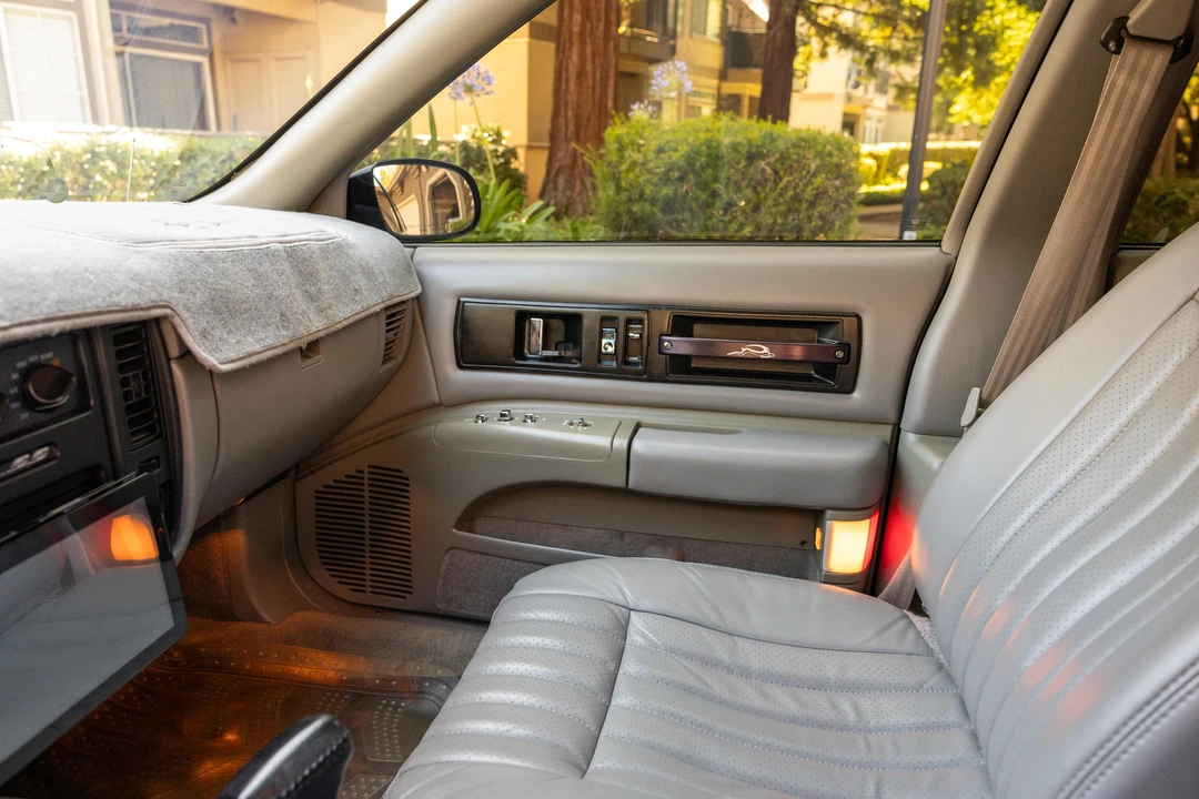 1996 Chevrolet Impala 8th Gen - Image 27 of 31
