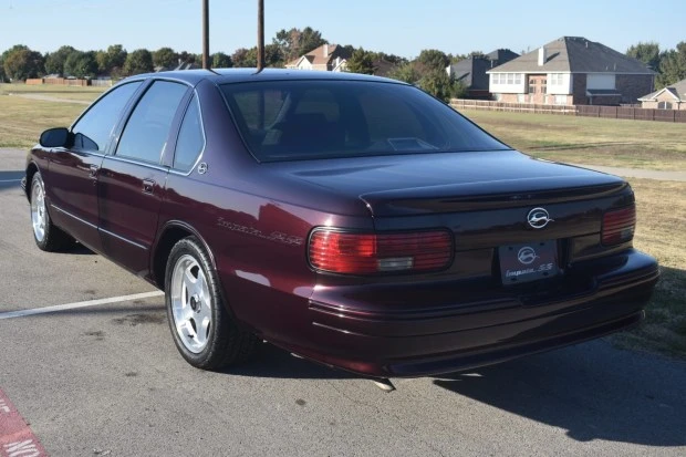 1996 Chevrolet Impala 8th Gen - Image 2 of 7