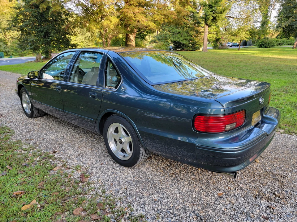 1996 Chevrolet Impala 7th Gen - Image 13 of 31