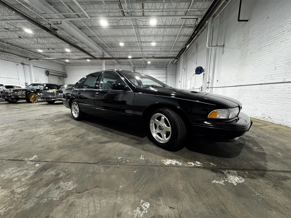 1996 Chevrolet Impala 7th Gen - Image 3 of 31