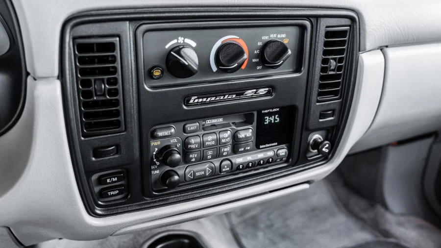 1996 Chevrolet Impala 7th Gen - Image 14 of 31
