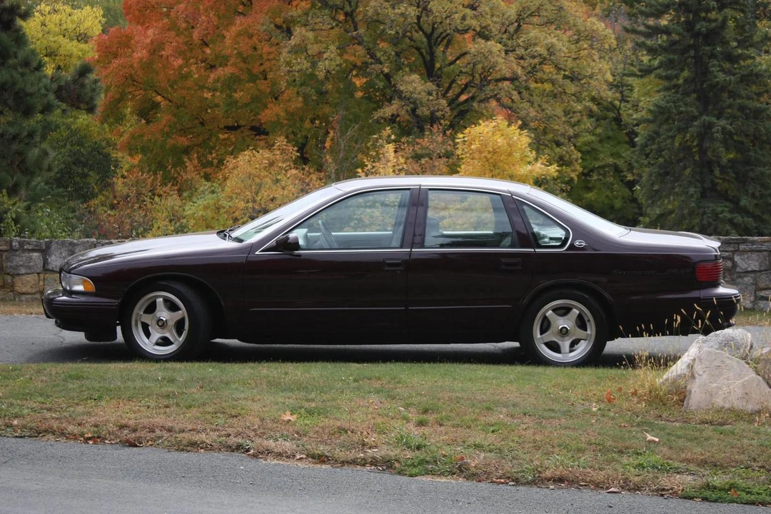 1996 Chevrolet Impala 7th Gen - Image 2 of 13