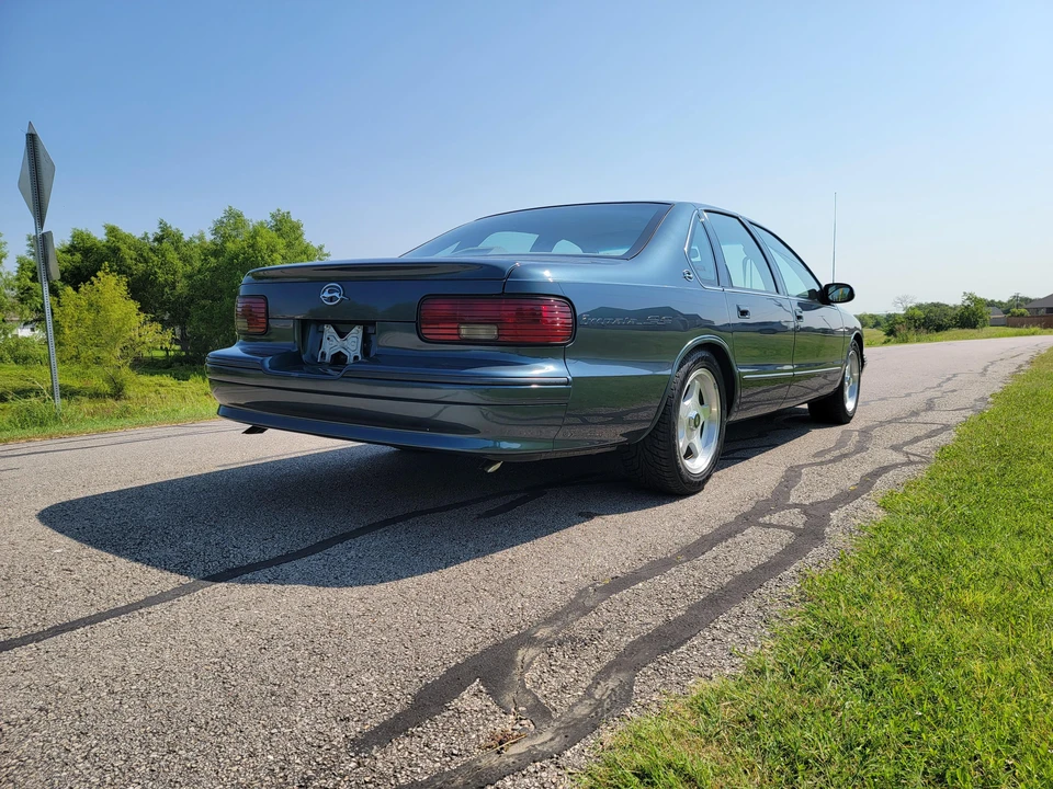 1996 Chevrolet Impala 7th Gen - Image 13 of 31