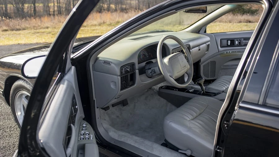 1996 Chevrolet Impala 7th Gen - Image 9 of 13