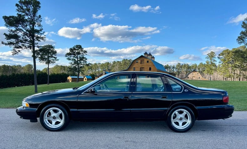 1996 Chevrolet Impala 7th Gen - Image 3 of 31