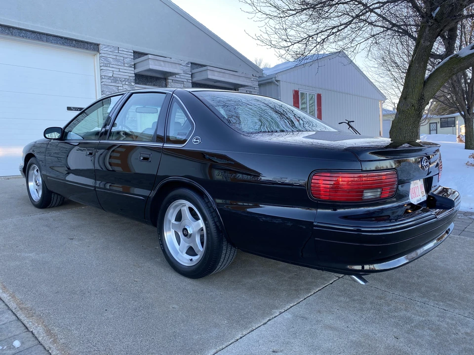 1996 Chevrolet Impala 7th Gen - Image 16 of 31