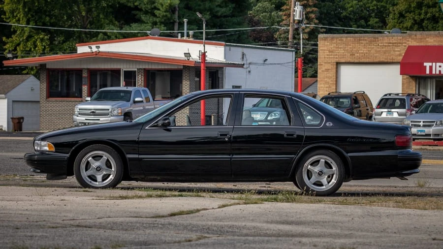 1996 Chevrolet Impala 7th Gen - Image 2 of 20