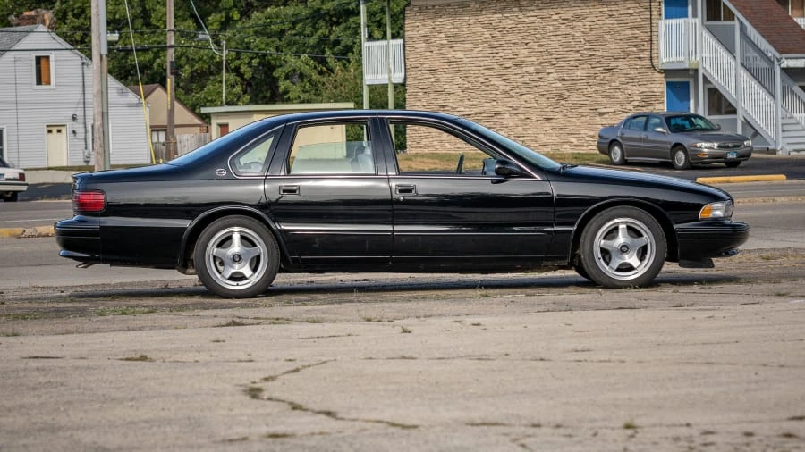 1996 Chevrolet Impala 7th Gen - Image 8 of 20
