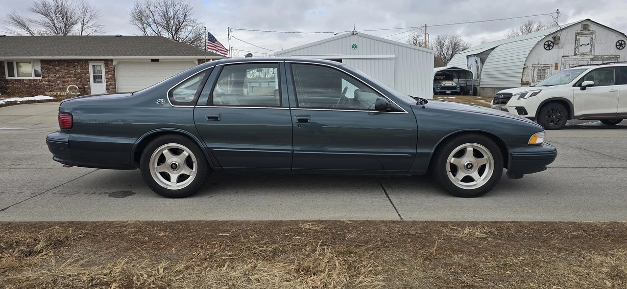 1996 Chevrolet Impala 7th Gen - Image 20 of 31