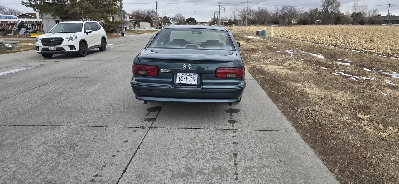 1996 Chevrolet Impala 7th Gen - Image 17 of 31