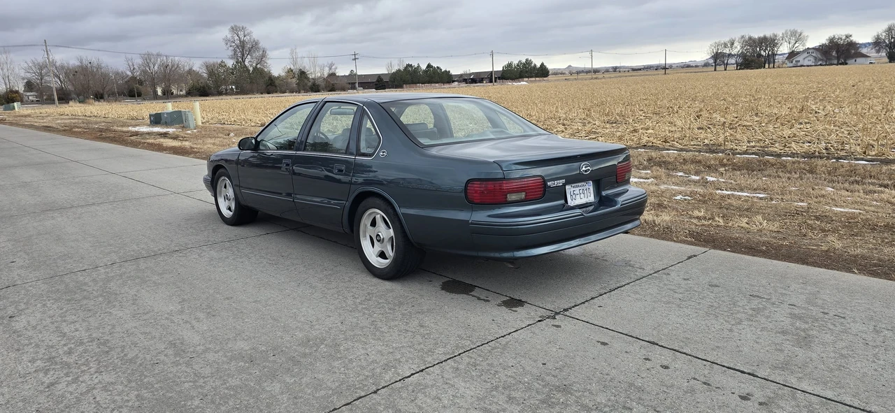 1996 Chevrolet Impala 7th Gen - Image 13 of 31