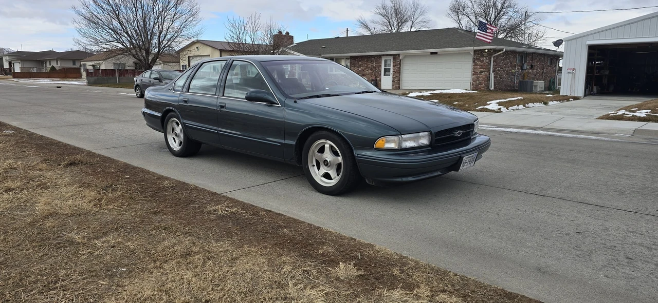 1996 Chevrolet Impala 7th Gen - Image 2 of 31