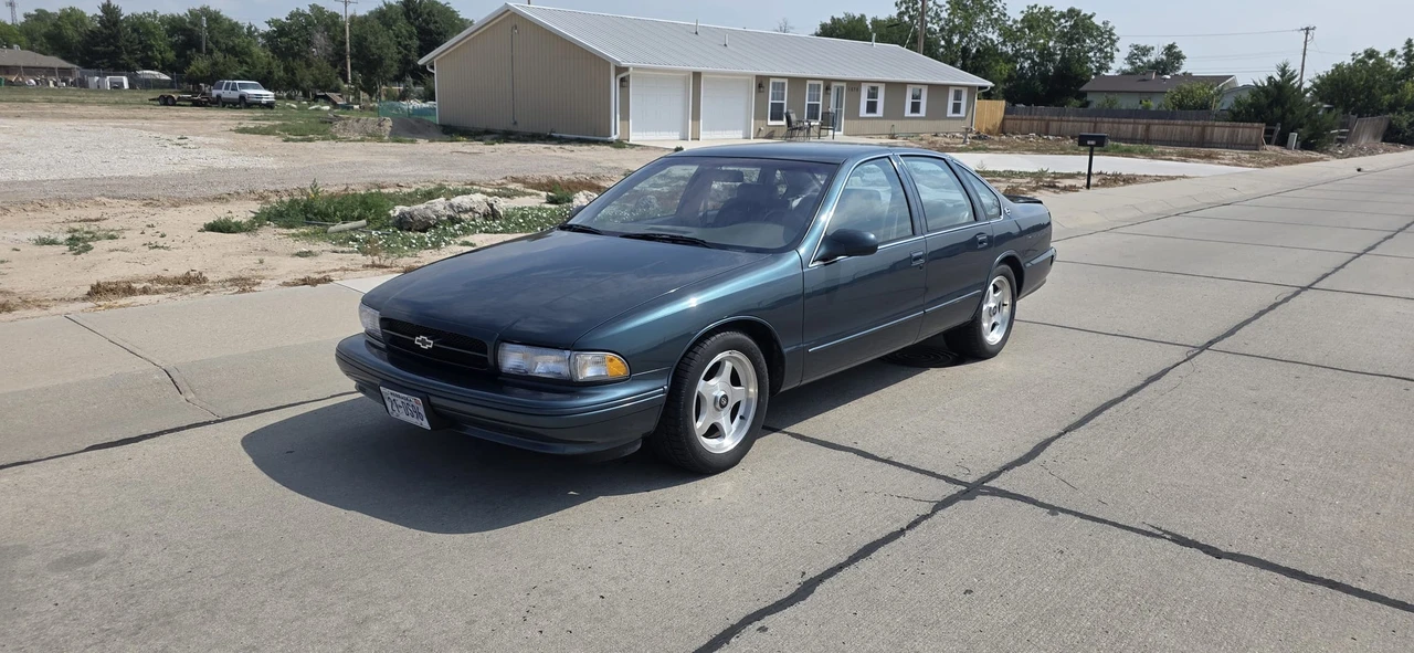 1996 Chevrolet Impala 7th Gen - Image 8 of 31