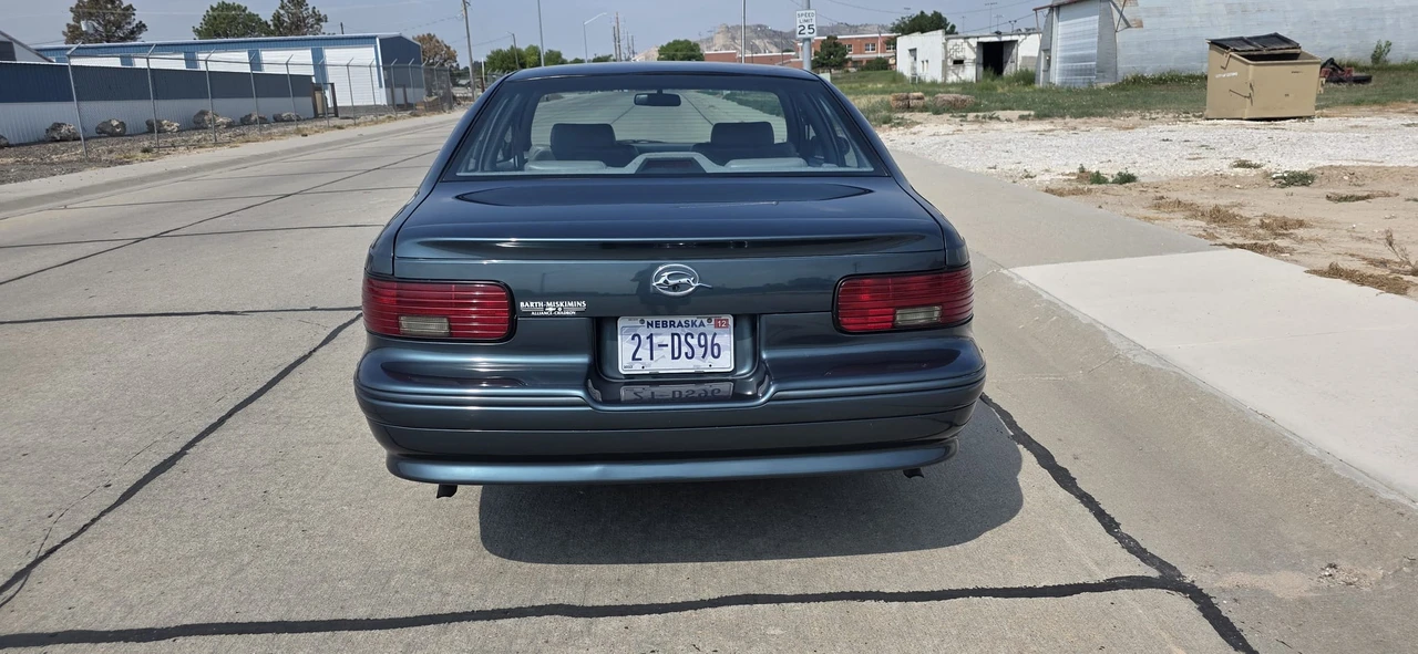 1996 Chevrolet Impala 7th Gen - Image 15 of 31