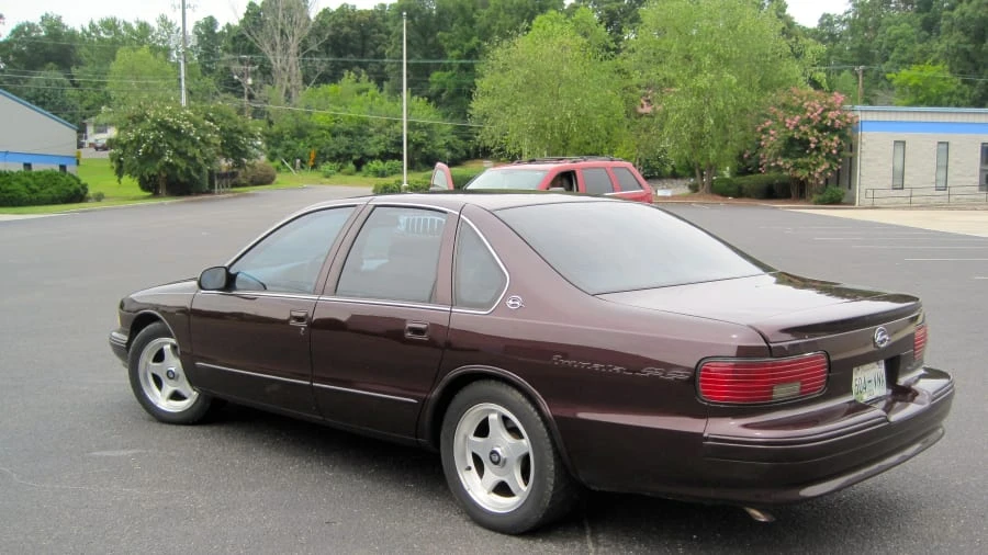 1996 Chevrolet Impala 7th Gen - Image 2 of 7