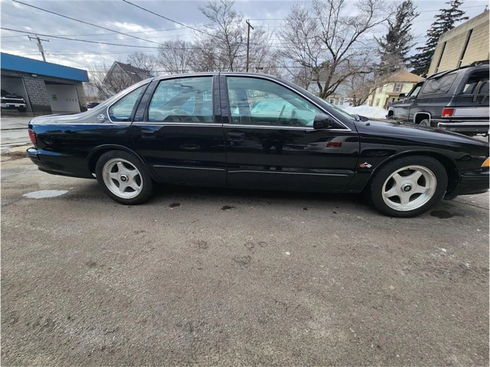 1996 Chevrolet Impala 7th Gen - Image 3 of 21