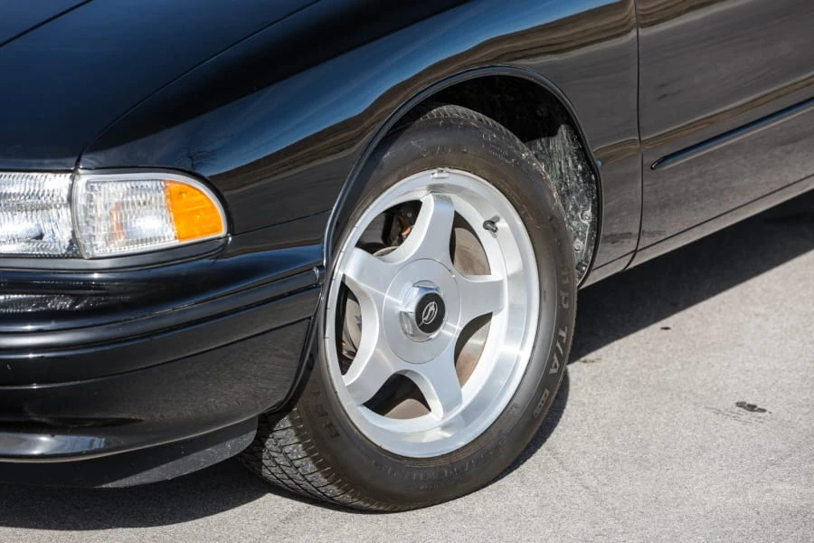 1996 Chevrolet Impala 7th Gen - Image 10 of 12