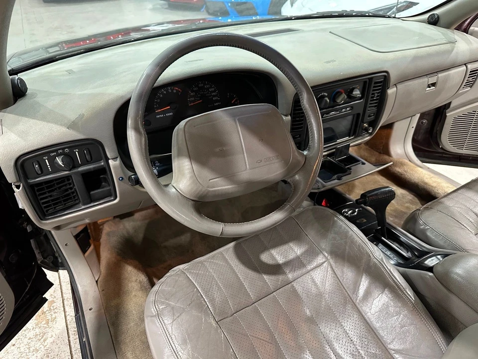 1996 Chevrolet Impala 7th Gen - Image 13 of 21
