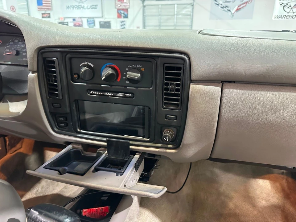 1996 Chevrolet Impala 7th Gen - Image 11 of 21