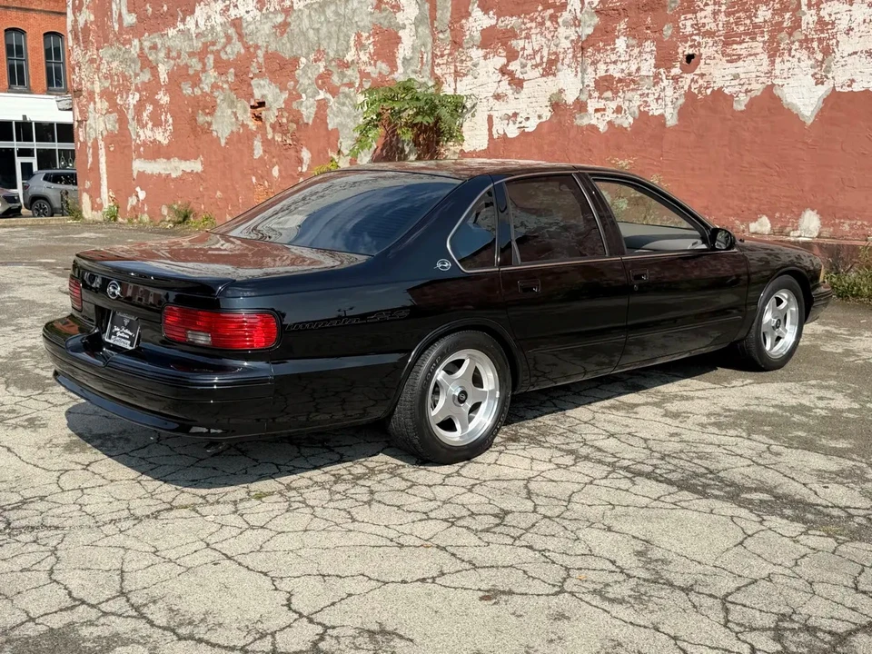 1996 Chevrolet Impala 7th Gen - Image 3 of 31