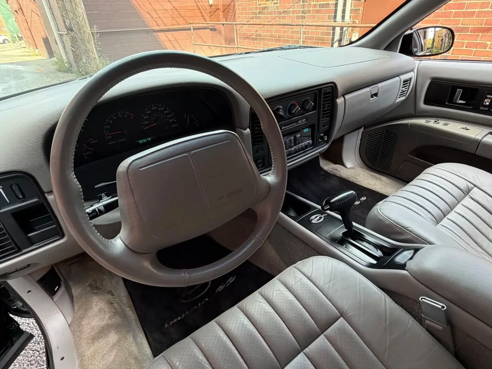 1996 Chevrolet Impala 7th Gen - Image 16 of 31