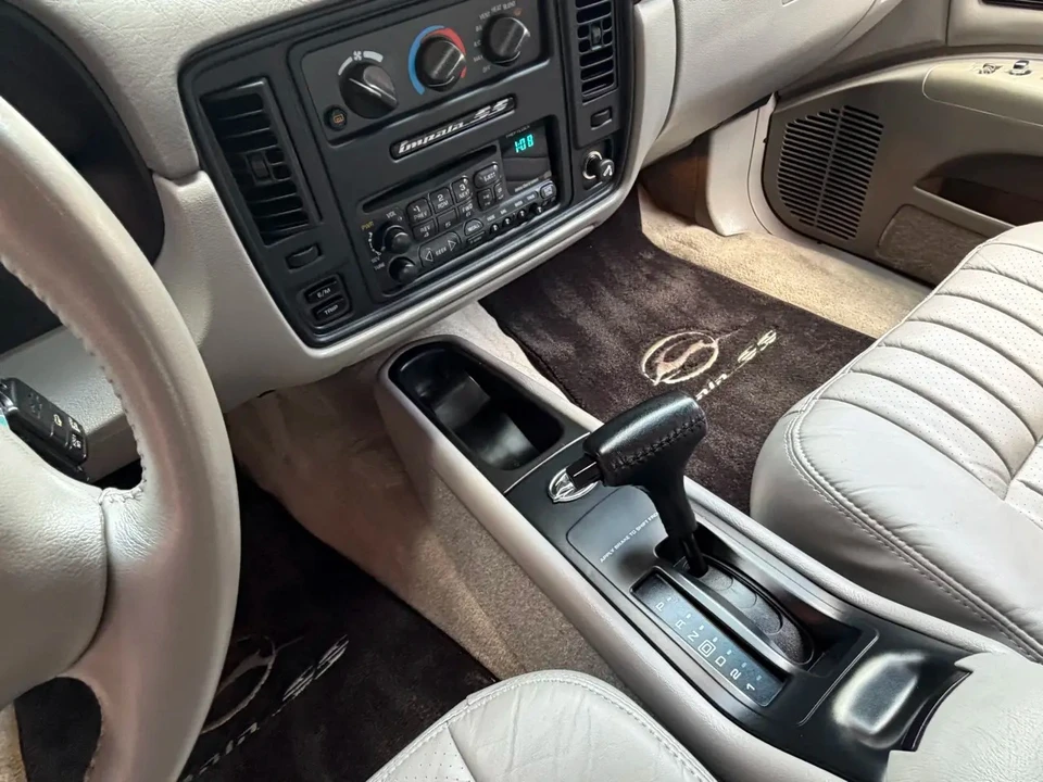1996 Chevrolet Impala 7th Gen - Image 21 of 31