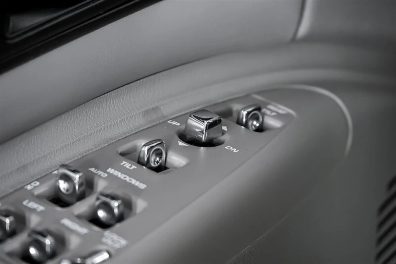 1996 Chevrolet Impala 7th Gen - Image 15 of 31