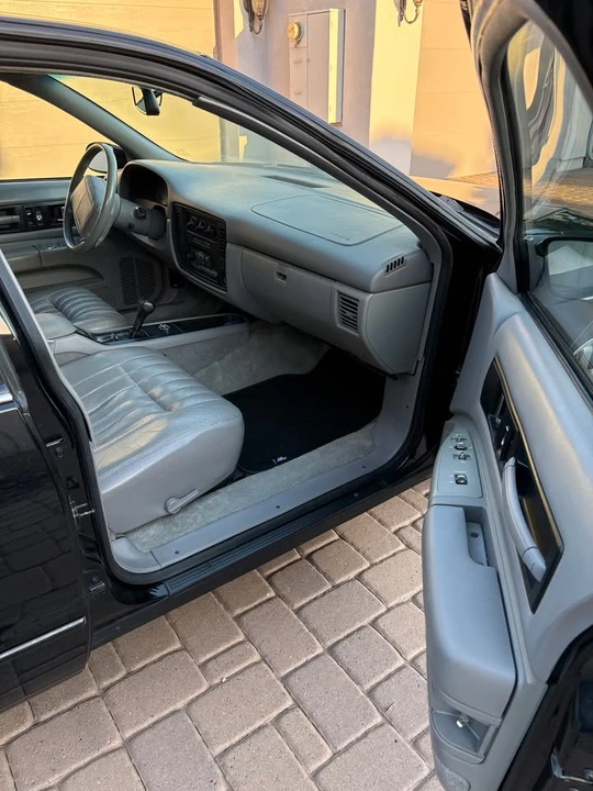 1996 Chevrolet Impala 7th Gen - Image 10 of 15