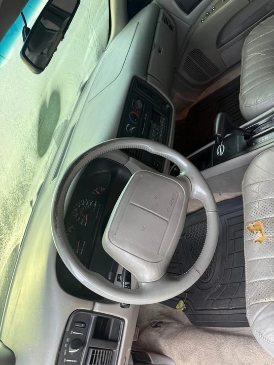 1996 Chevrolet Impala 7th Gen - Image 6 of 7