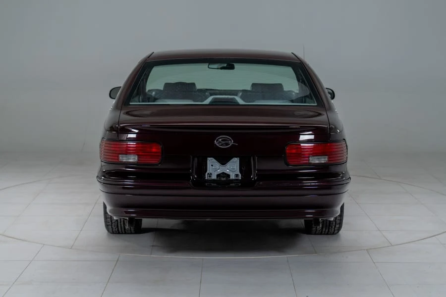 1996 Chevrolet Impala 7th Gen - Image 5 of 31