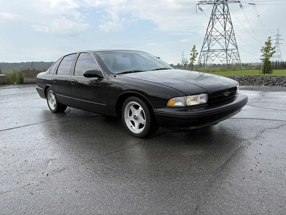1996 Chevrolet Caprice - Image 2 of 31
