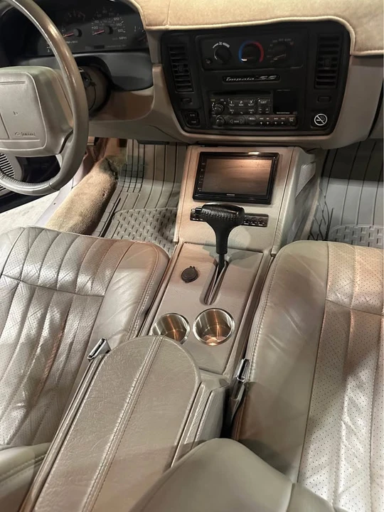 1996 Chevrolet Impala 7th Gen - Image 15 of 16