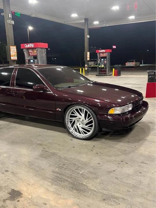 1996 Chevrolet Impala 7th Gen - Image 2 of 16