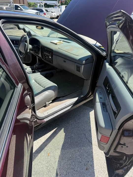 1996 Chevrolet Impala 7th Gen - Image 3 of 9