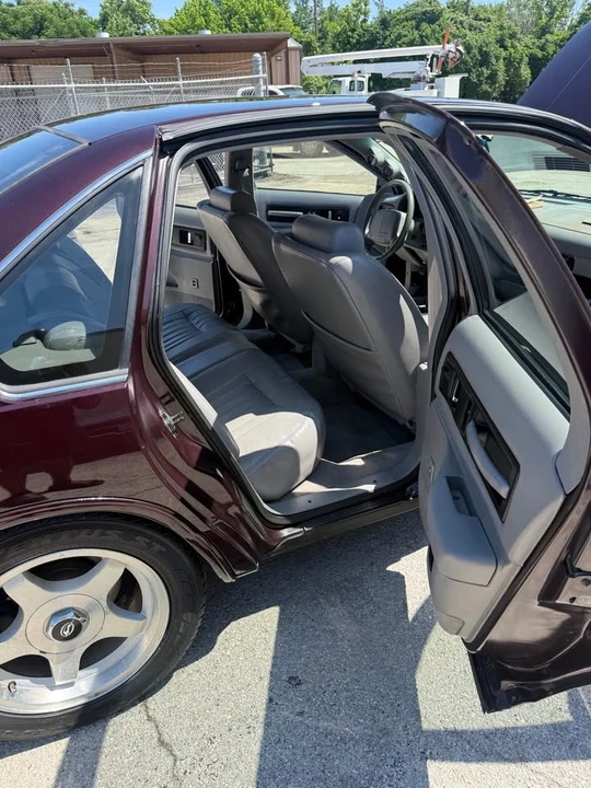1996 Chevrolet Impala 7th Gen - Image 5 of 9
