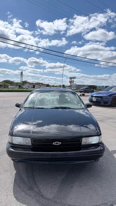 1996 Chevrolet Impala 7th Gen - Image 4 of 11
