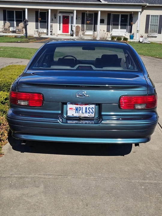 1996 Chevrolet Impala 7th Gen - Image 7 of 10