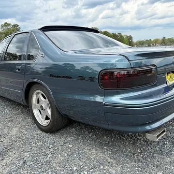 1996 Chevrolet Impala SS Sedan 4D