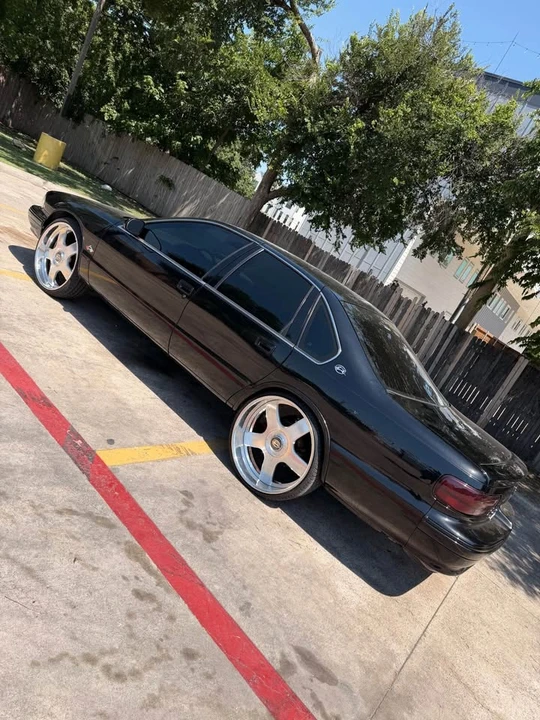 1996 Chevrolet Impala 7th Gen - Image 5 of 11