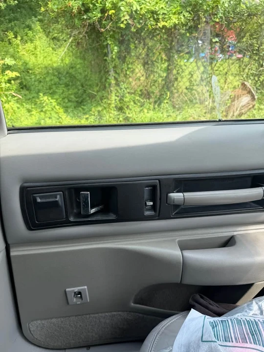 1996 Chevrolet Impala 7th Gen - Image 11 of 20