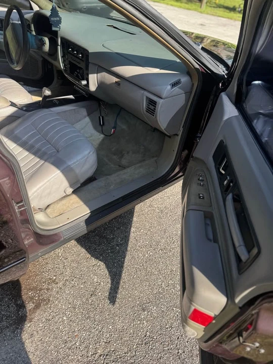 1996 Chevrolet Impala 7th Gen - Image 6 of 8
